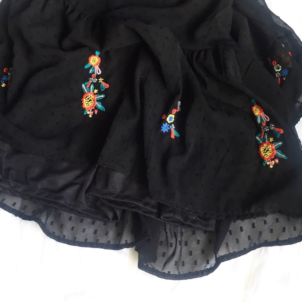 Japna Boho Embroidered Dress - Picture 6 of 7